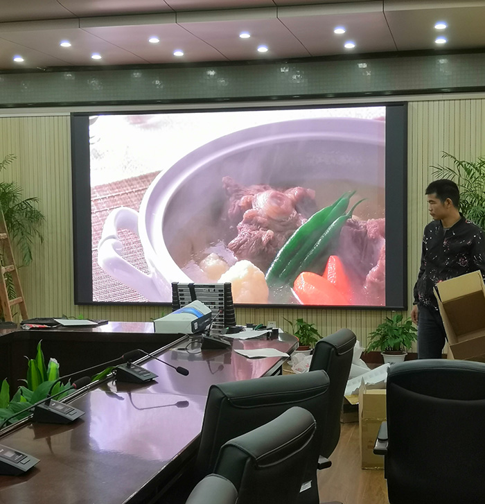宜昌中建三局青年路越秀國際金融匯項目部會標屏